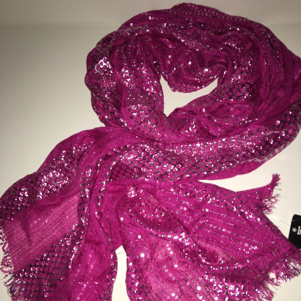 Long sequined pink scarf